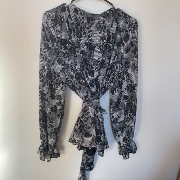 Michael Michael Kors Bone Black Chantilly Wrap Tie-Waist Long Sleeve Blouse - Picture 7 of 8